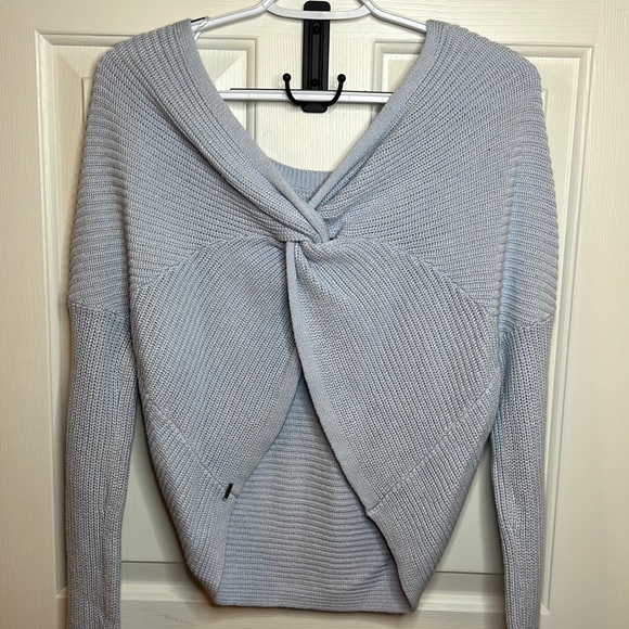 Hollister Reversible Sweater - Picture 2 of 7